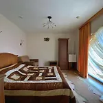Chalet * Сходница